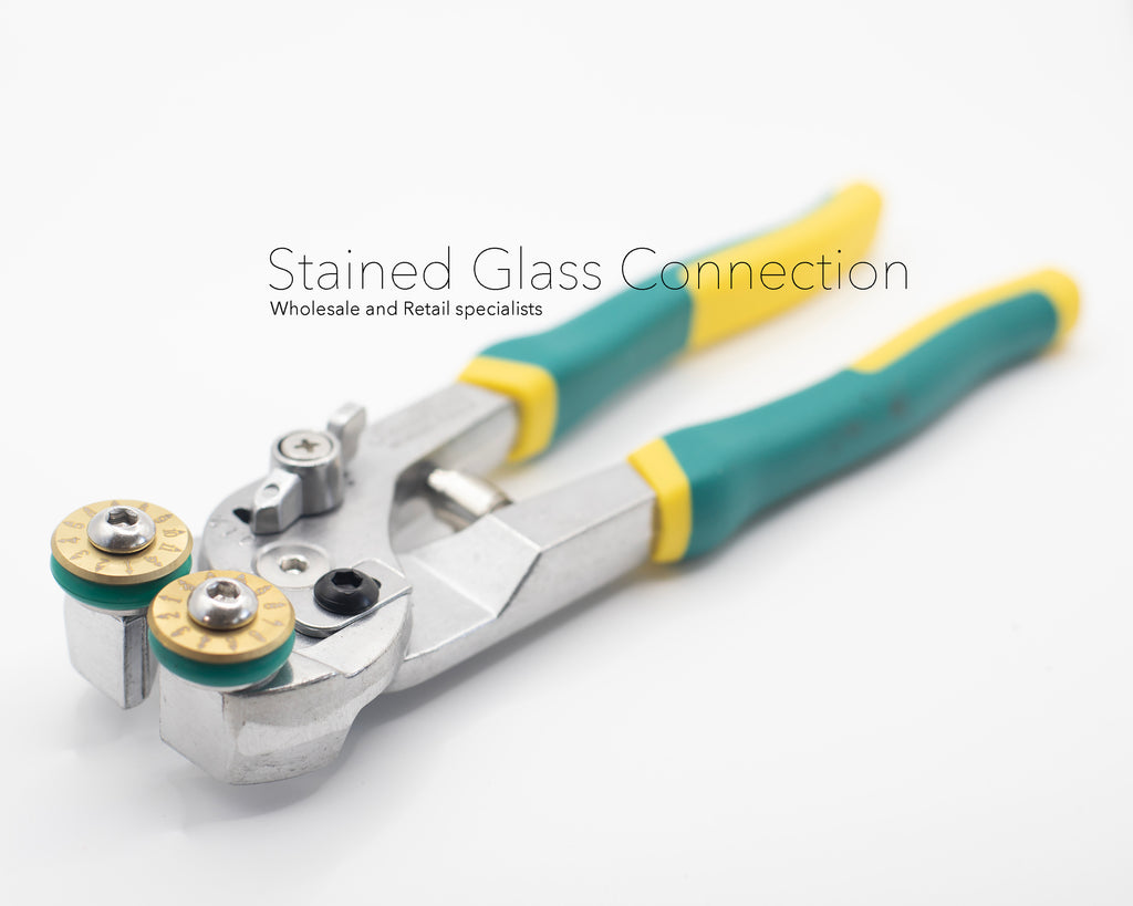 Wheeled Glass Nipper